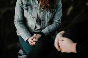 Entenda como a constelação familiar sistêmica auxilia a entender o campo morfogenético. | Foto: Unsplash. 