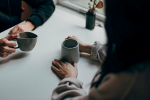 Capacite-se com o Curso de constelação familiar e aplique a sabedoria sistêmica para decisões conscientes no dia a dia, em seus relacionamentos e vida.